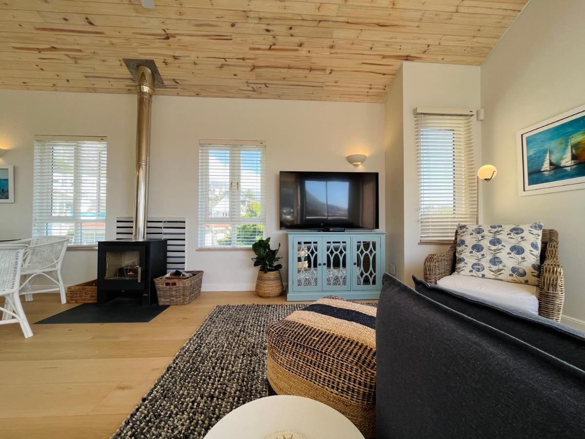 Moonshine - Two Bedroom House With Inverter Cape Town Eksteriør bilde
