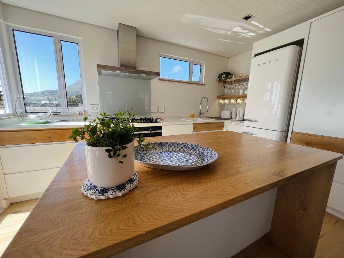 Moonshine - Two Bedroom House With Inverter Cape Town Eksteriør bilde
