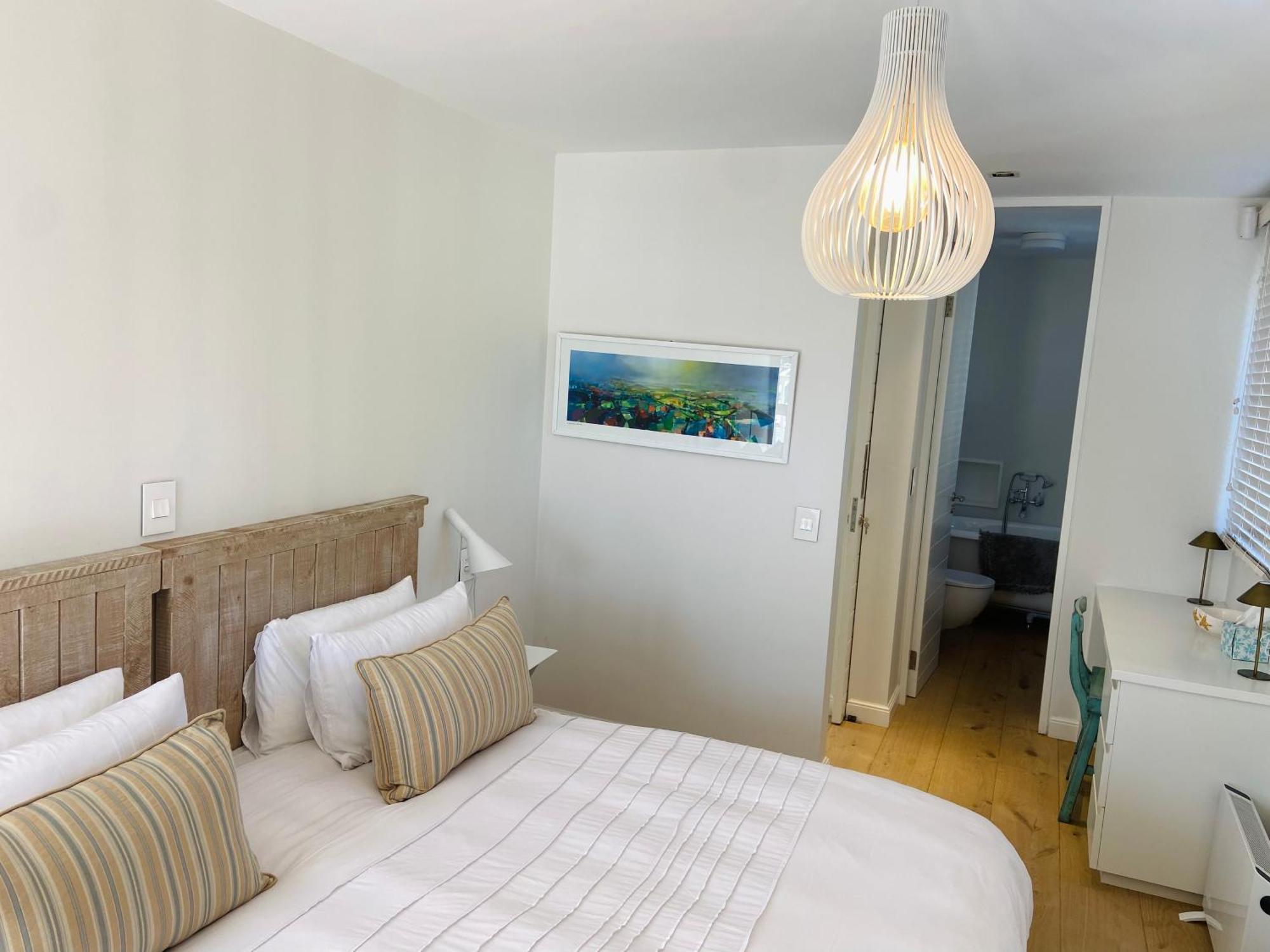 Moonshine - Two Bedroom House With Inverter Cape Town Eksteriør bilde